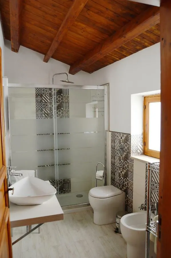 Garden&House Amore Vero Modica Tatil Evi